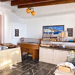 Hotel Sigalas